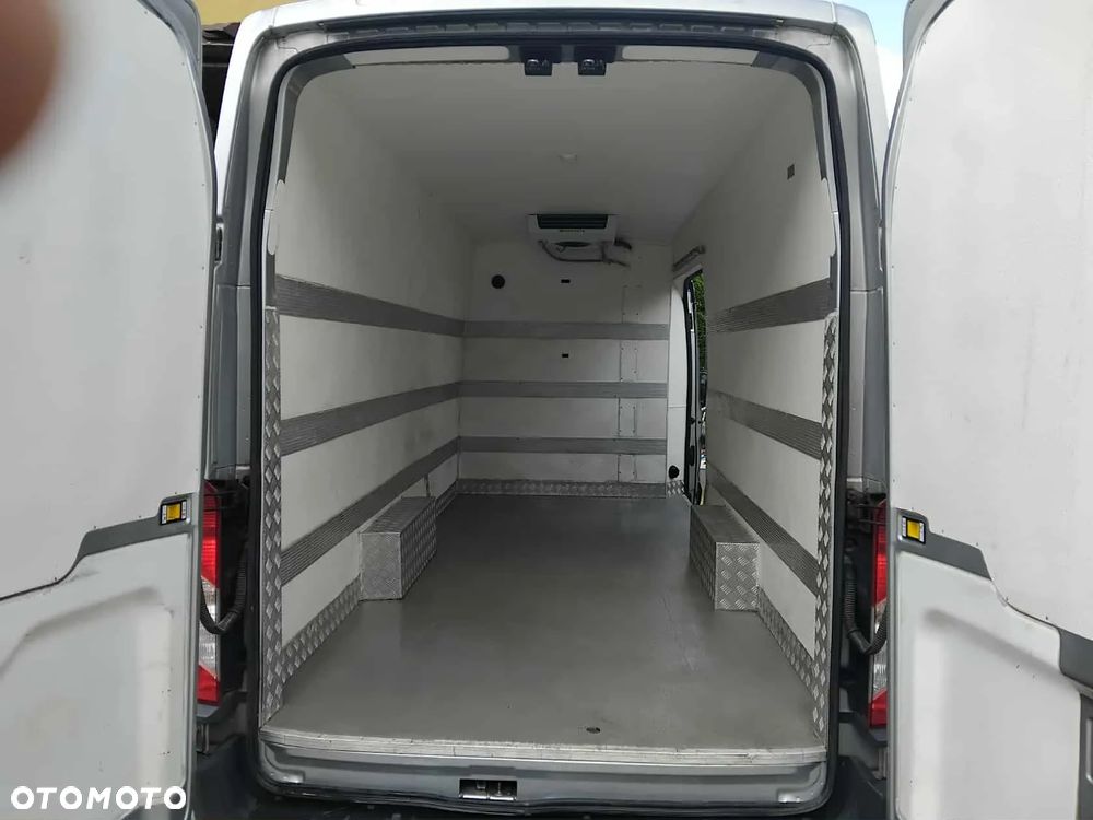 Ford Transit - 9