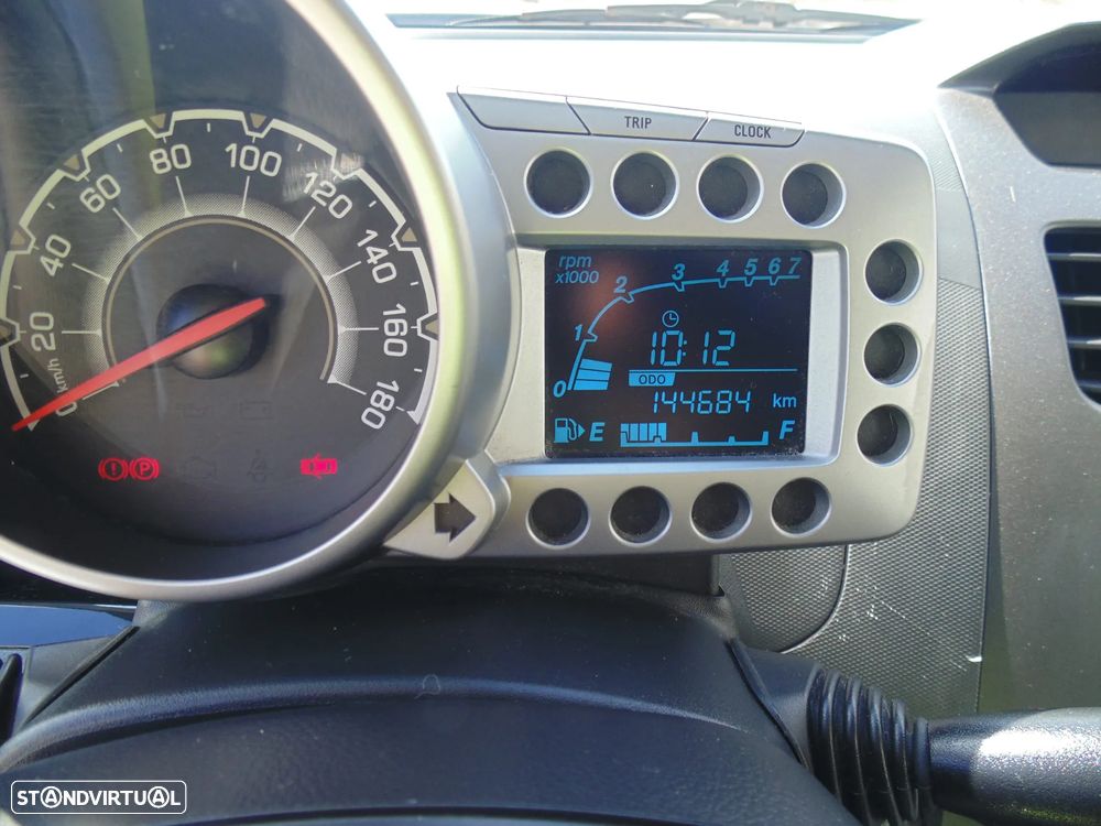 Chevrolet Spark 1.0 LS Bi-Fuel - 24