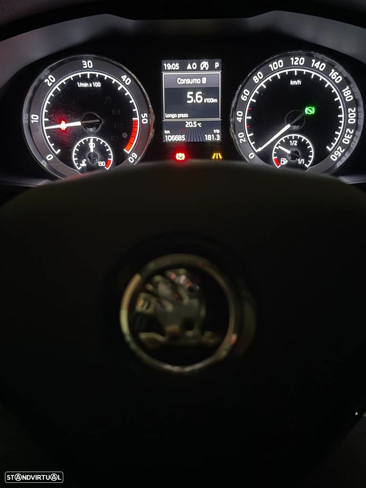Skoda Superb Break 2.0 TDI Laurin&Klement DSG - 31