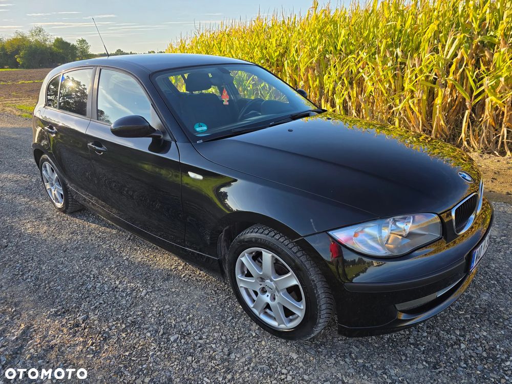BMW Seria 1 116i - 22