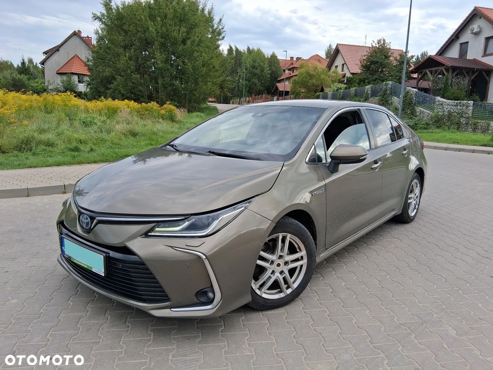 Toyota Corolla 1.8 Hybrid Comfort - 18