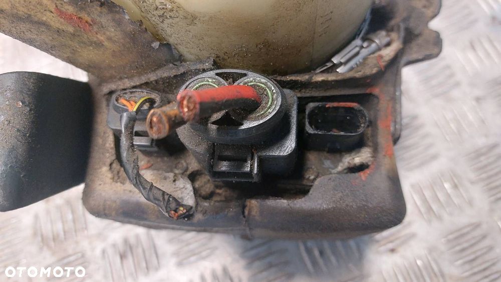 POMPA WSPOMAGANIA + PRZEWODY FABIA I 1.9 TDI - 4