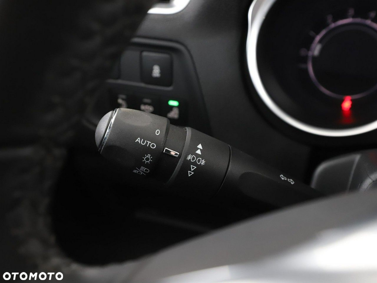 DS Automobiles DS 4 Crossback - 32