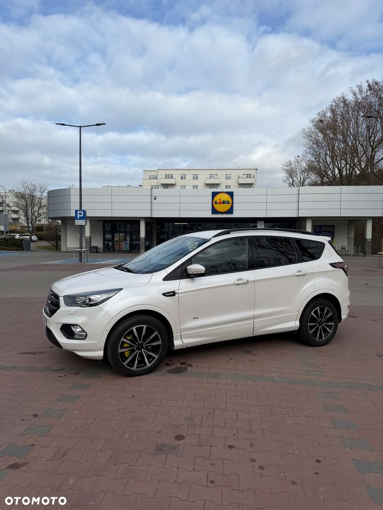Ford Kuga 2.0 TDCi AWD ST-Line - 4