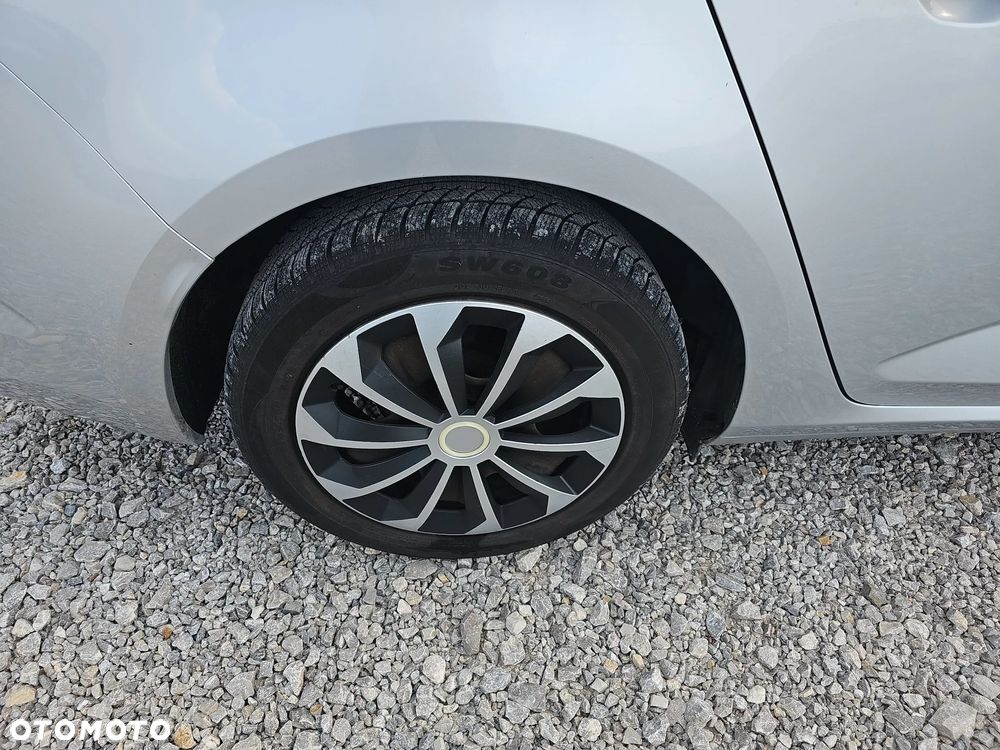 Renault Megane 1.5 Blue dCi Business - 27