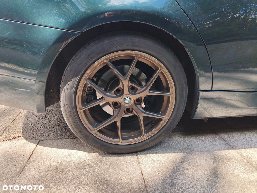 BMW Seria 3 325i - 14