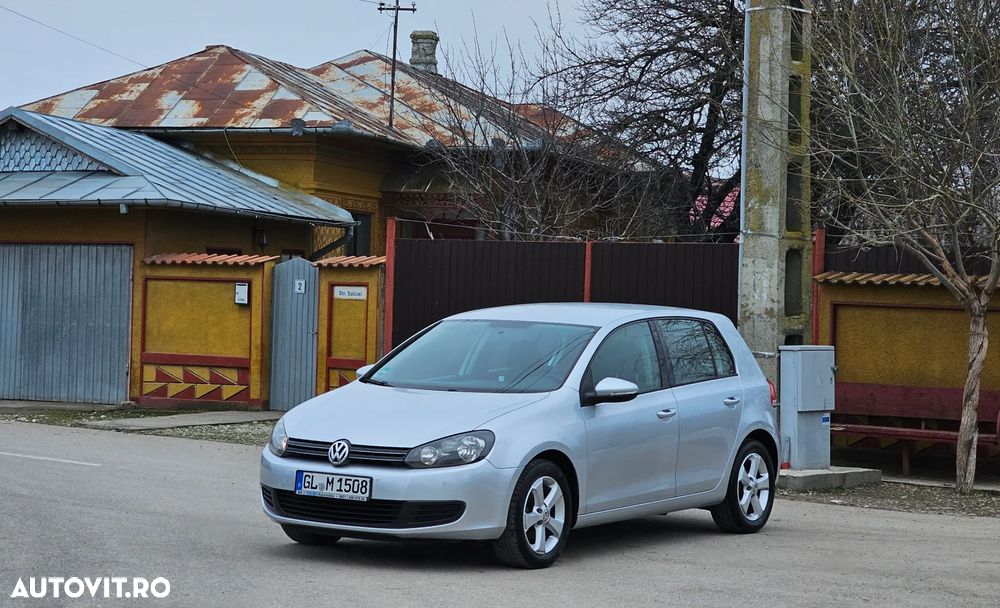 Volkswagen Golf 1.6 DSG Team - 1