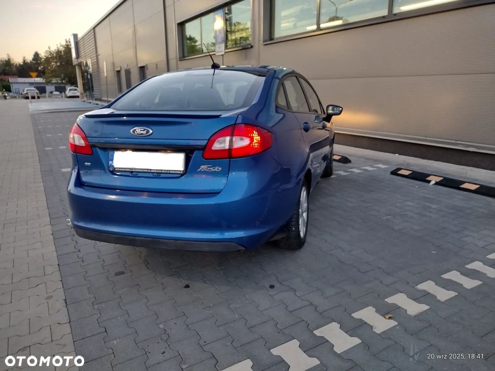 Ford Fiesta - 9