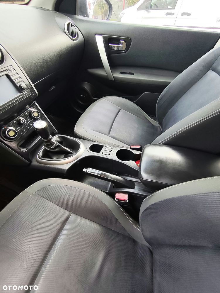 Nissan Qashqai+2 2.0 Tekna - 8