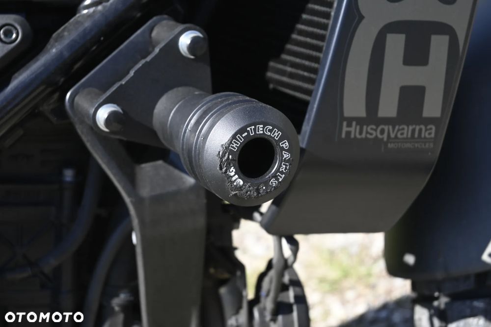 Husqvarna Svartpilen - 5