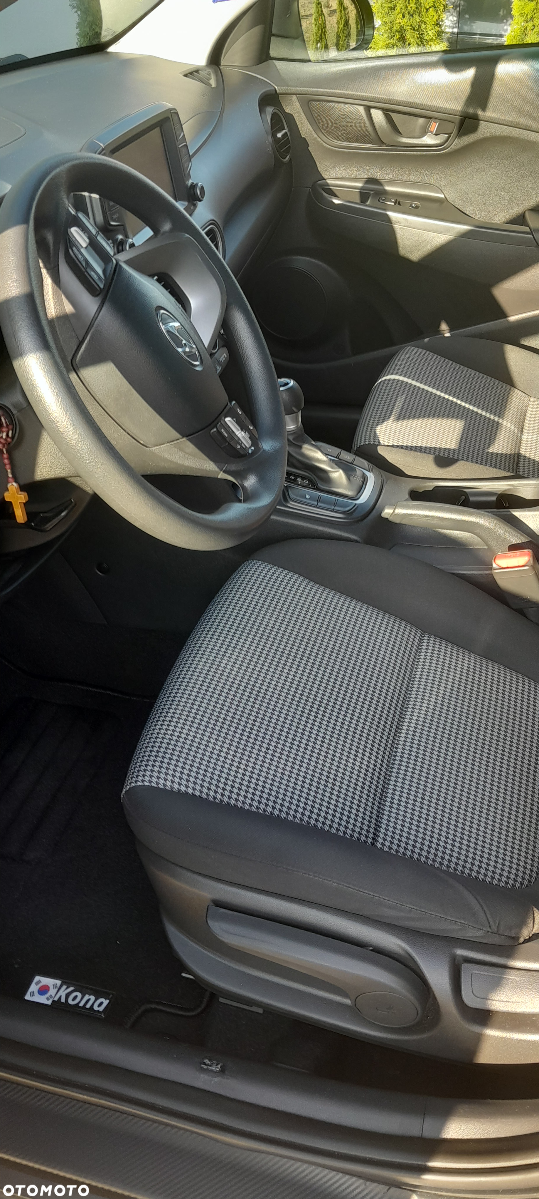 Hyundai Kona - 11