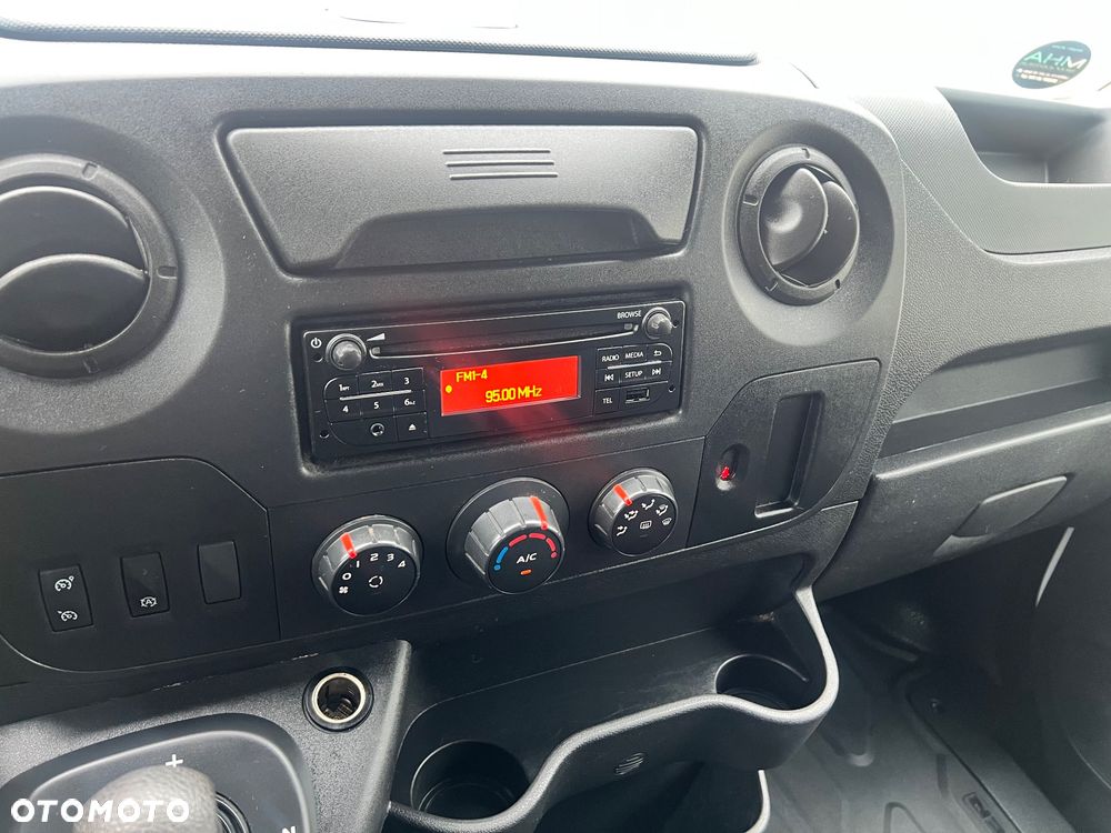Renault Master - 32