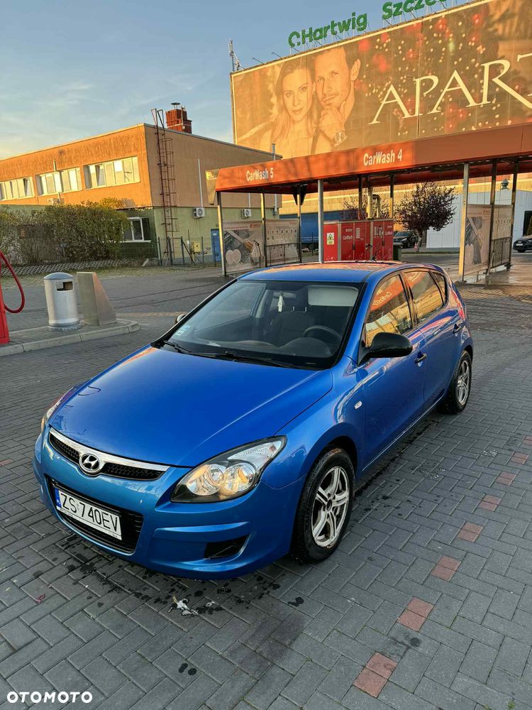 Hyundai i30 1.6 CRDi Classic + - 1