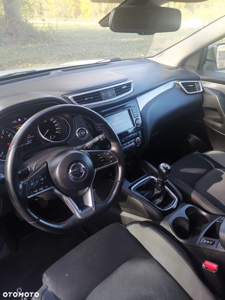 Nissan Qashqai - 16