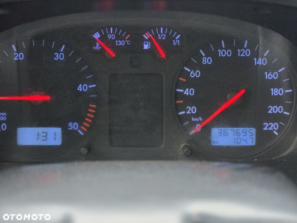 Volkswagen Transporter - 3