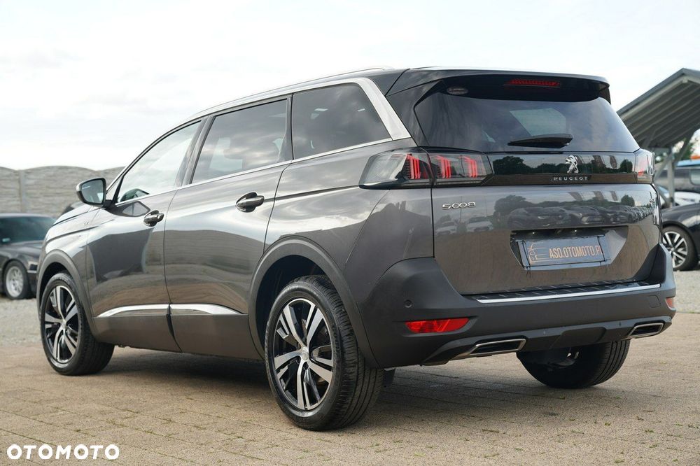 Peugeot 5008 - 9