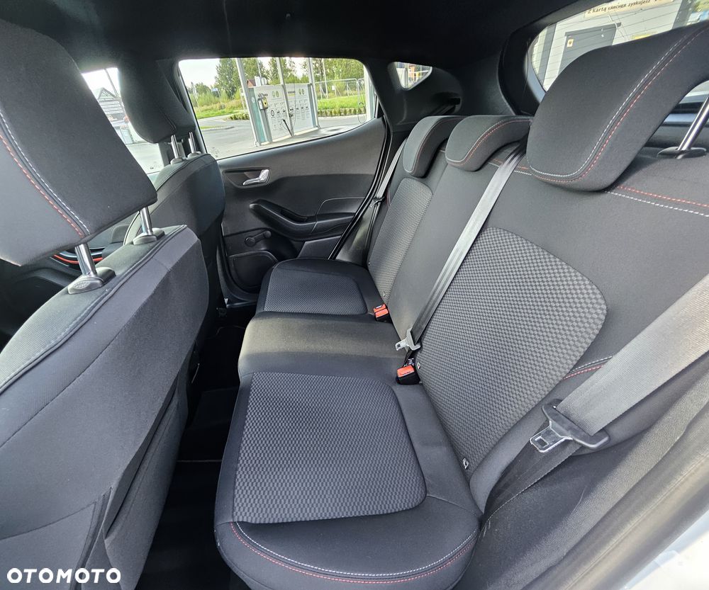 Ford Fiesta 1.0 EcoBoost S&S ST-LINE VIGNALE - 17