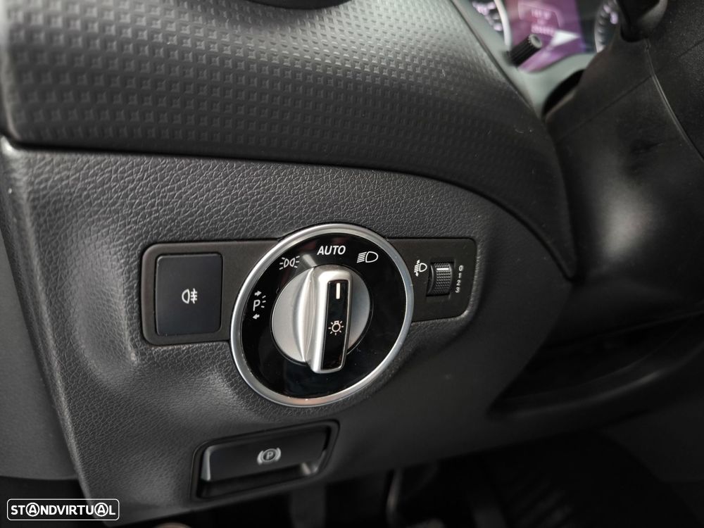 Mercedes-Benz A 180 CDI (BlueEFFICIENCY) Style - 16