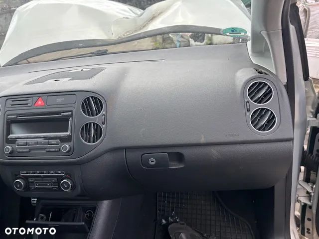 DESKA ROZDZIELCZA PODUSZKI PASY VOLKSWAGEN GOLF VI PLUS - 2