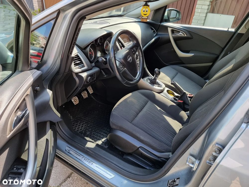 Opel Astra - 25
