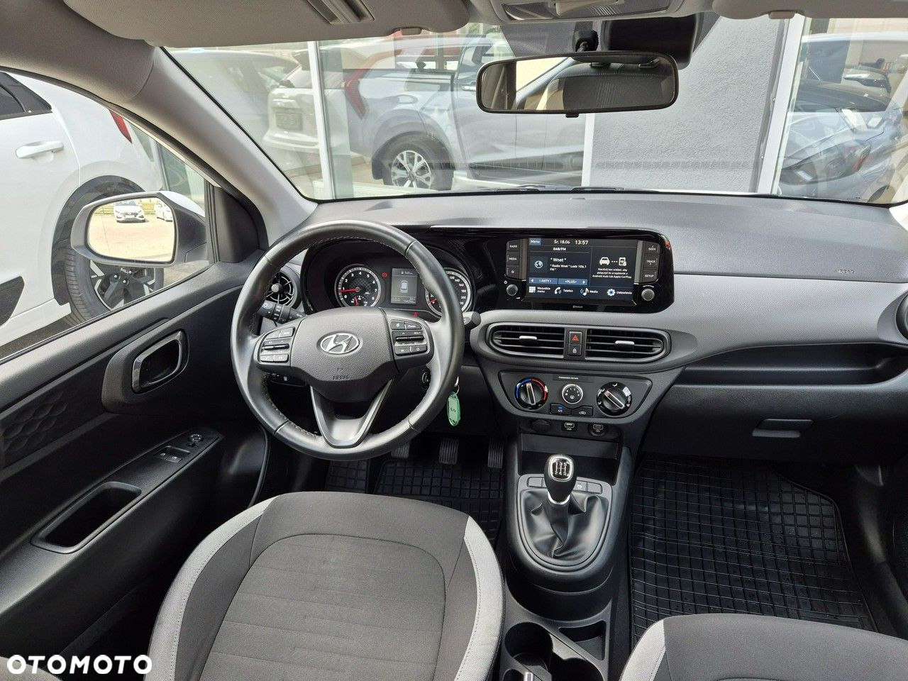 Hyundai i10 - 15