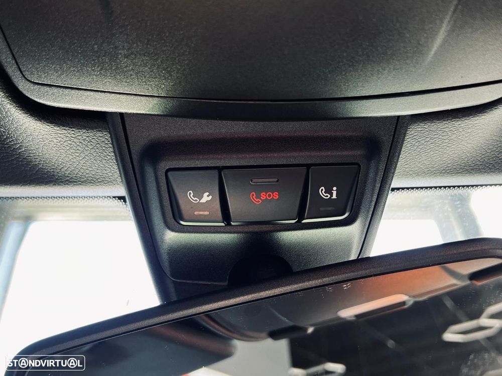 Mercedes-Benz C 220 d Cabrio AMG Line - 40