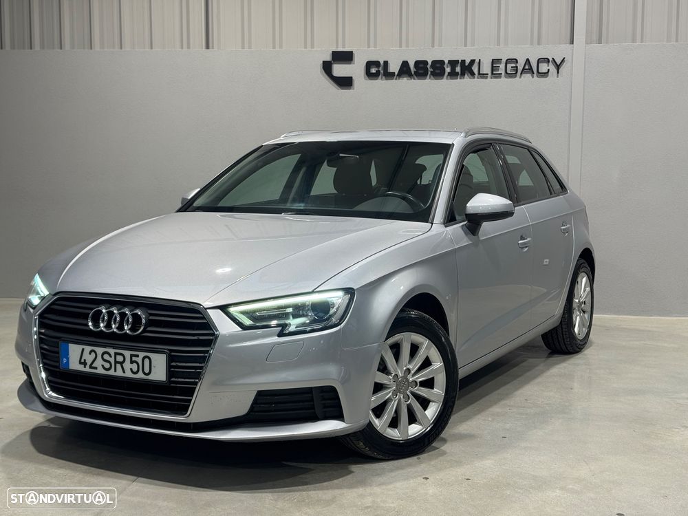 Audi A3 Sportback 1.6 TDI B.Line Attraction - 2
