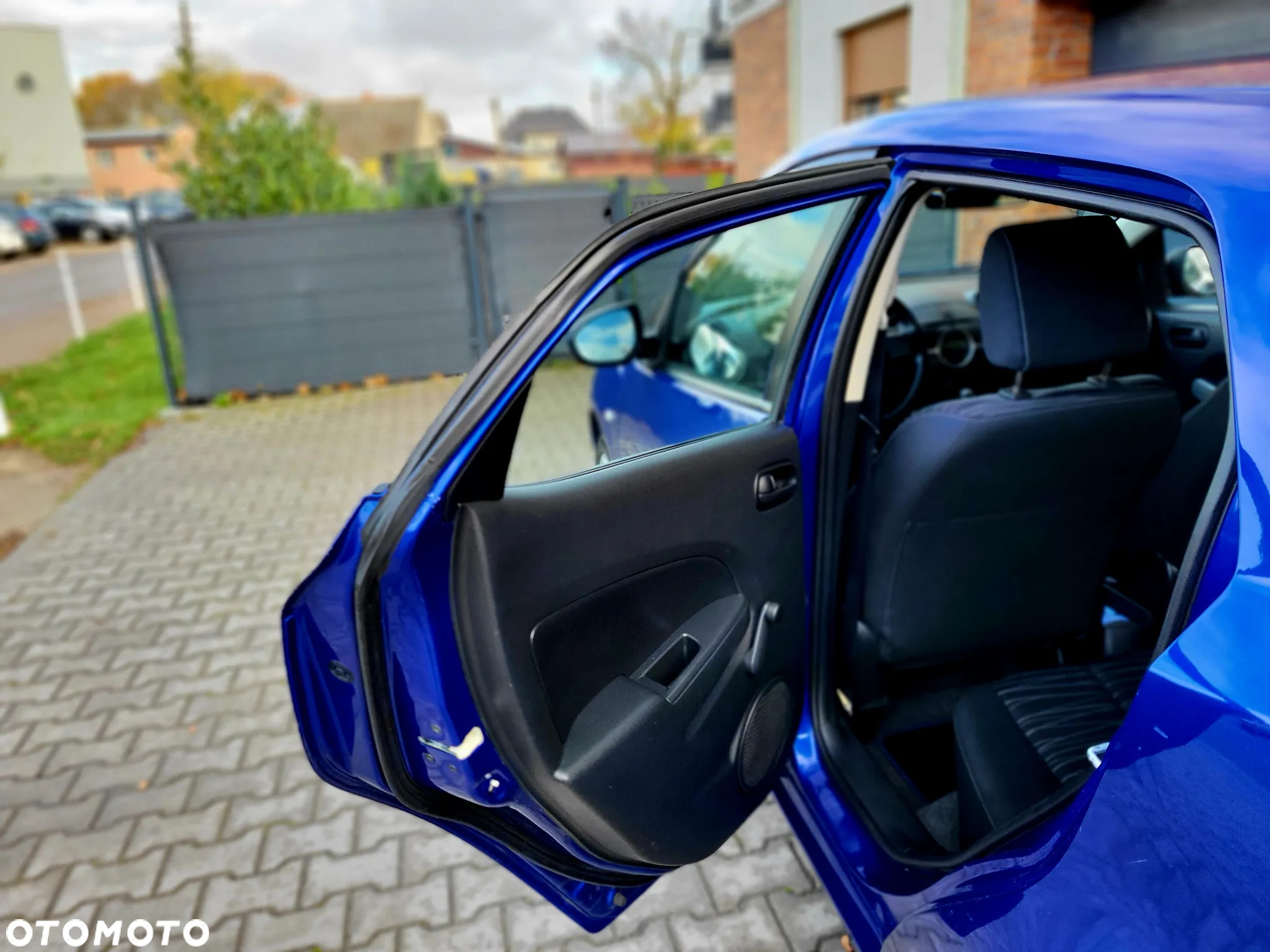 Mazda 2 - 18
