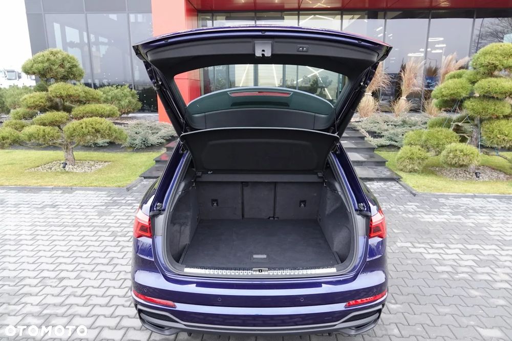 Audi Q3 35 TDI S tronic - 32