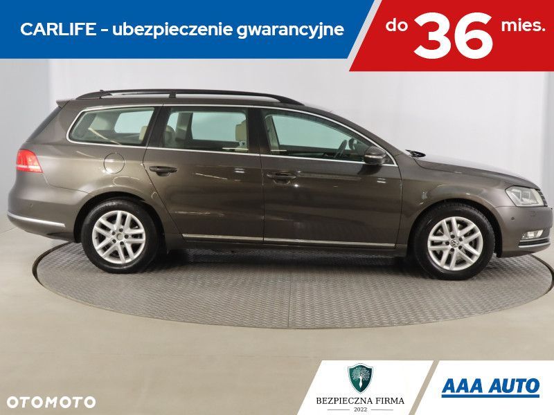 Volkswagen Passat Variant - 8