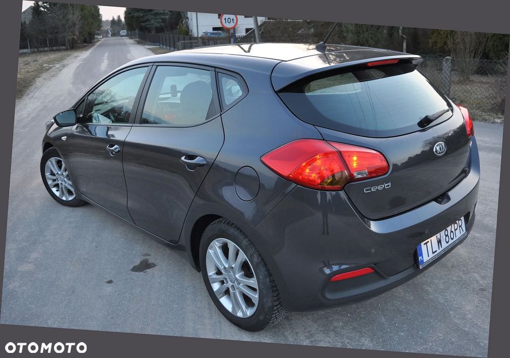 Kia Ceed 1.6 CRDi 128 Spirit - 6
