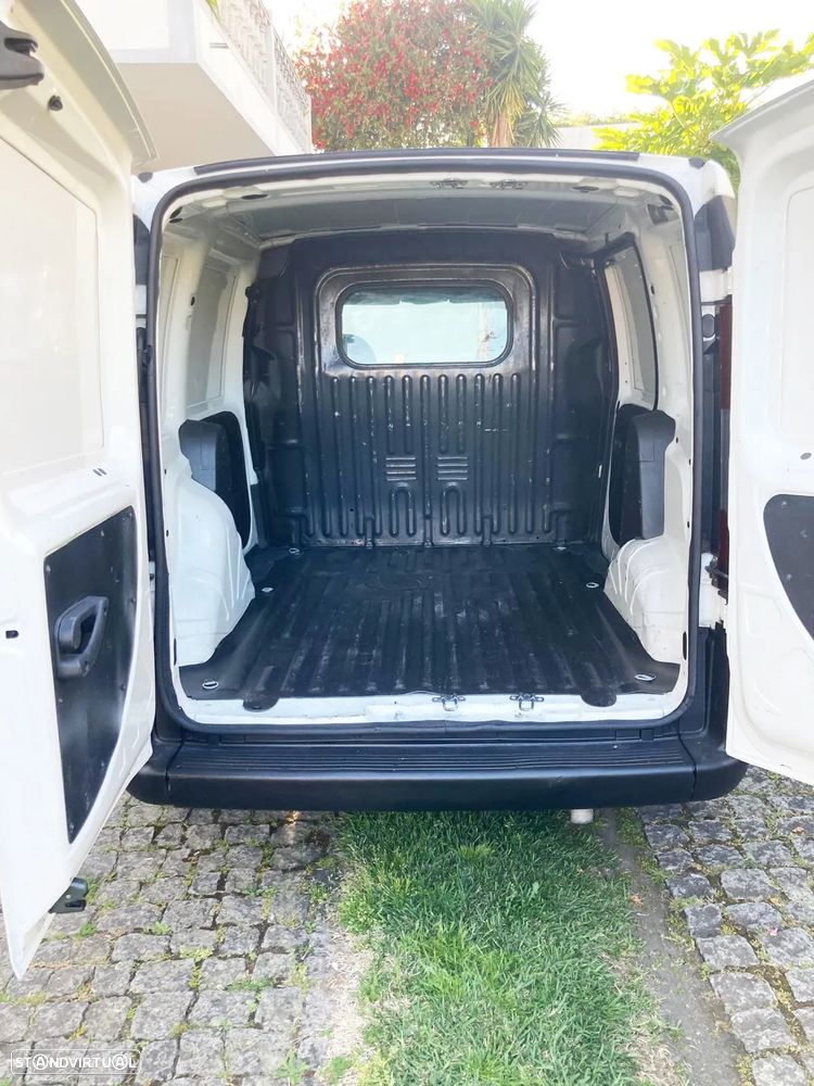 Fiat Doblo 1.9 JTD HLX - 4