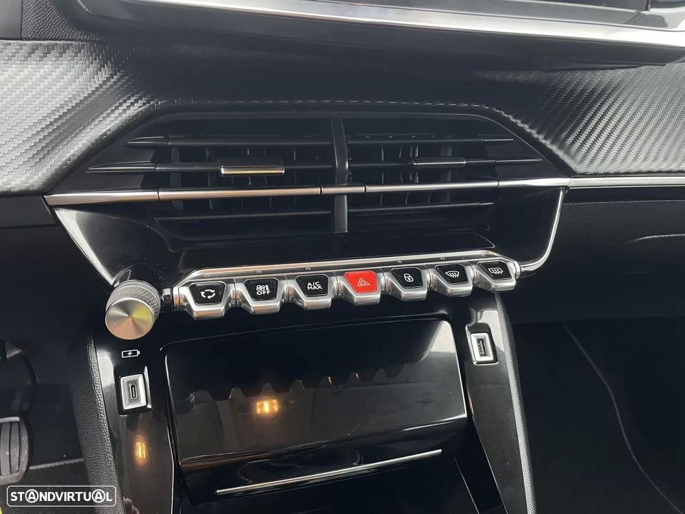 Peugeot 208 1.2 PureTech Allure - 25