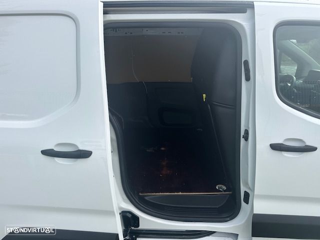 Peugeot PARTNER LONGA 3 LUGARES - 8