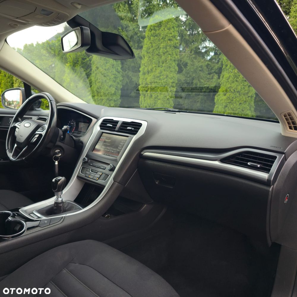 Ford Mondeo 2.0 TDCi Titanium - 28