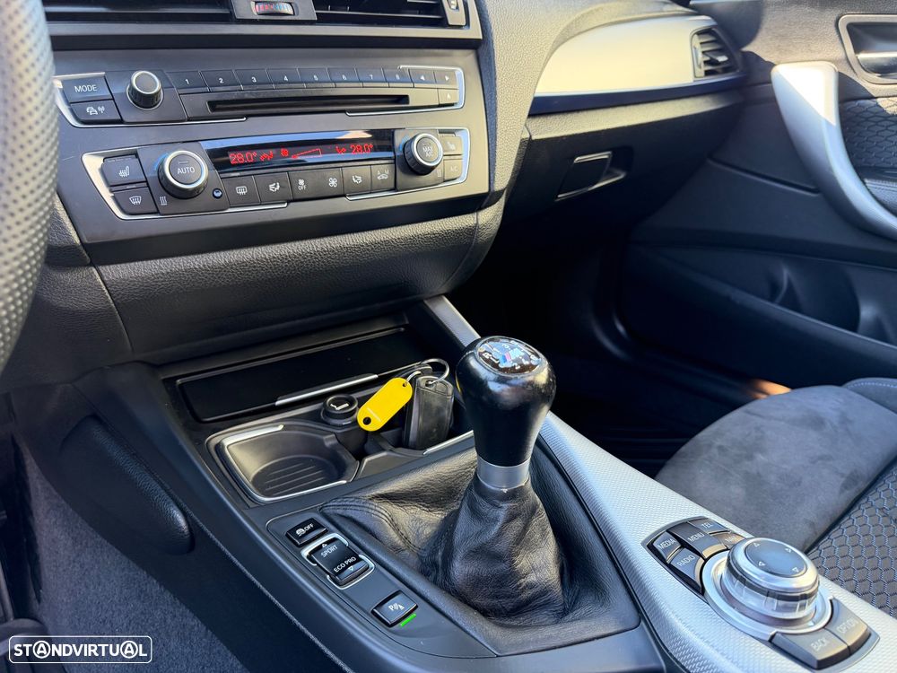 BMW 120 d Pack M - 35