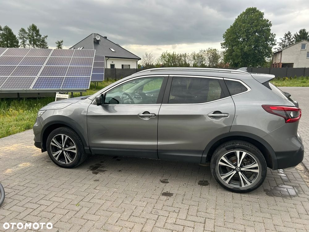 Nissan Qashqai 1.2 DIG-T N-Connecta EU6 - 11