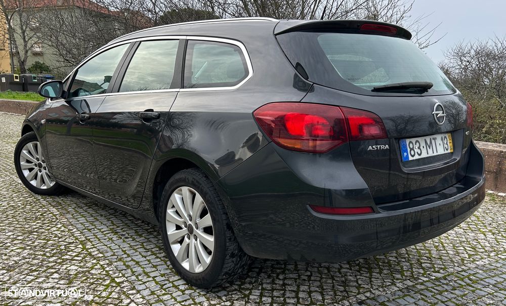 Opel Astra Sports Tourer 1.7 CDTi Sport S/S - 2