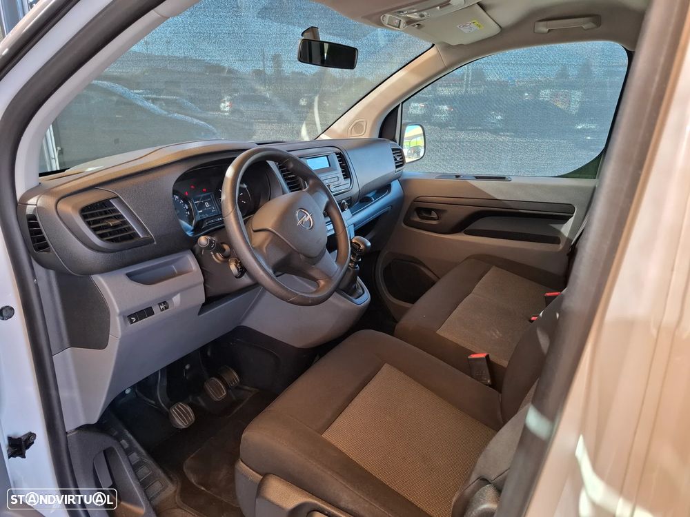 Opel Vivaro 2.0 CDTi L3H1 Essentia - 20