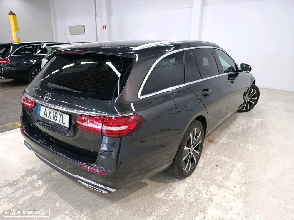 Mercedes-Benz E 300 de Avantgarde - 3