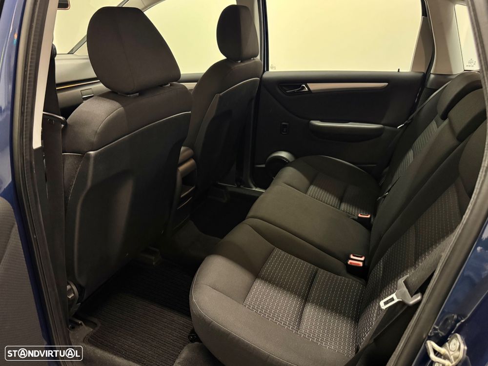 Mercedes-Benz B 150 BlueEFFICIENCY - 14