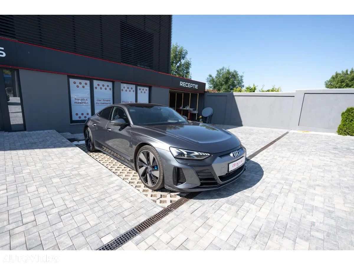 Audi e-tron GT 60 quattro - 1
