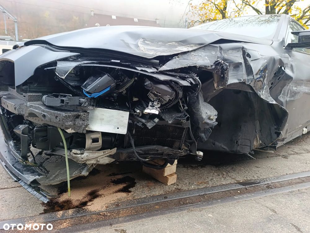 BMW M4 Competition M xDrive - 12