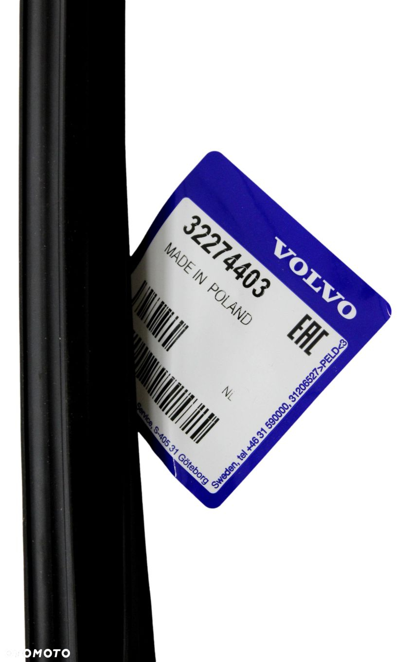 VOLVO S60 III przednia lewa listwa drzwi black OE - 2
