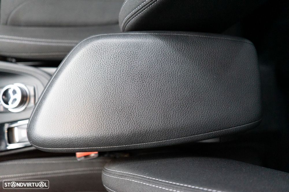 BMW X1 18 d sDrive Line Sport - 21