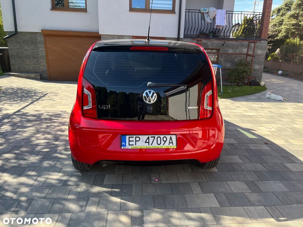 Volkswagen up! (BlueMotion Technology) move - 2