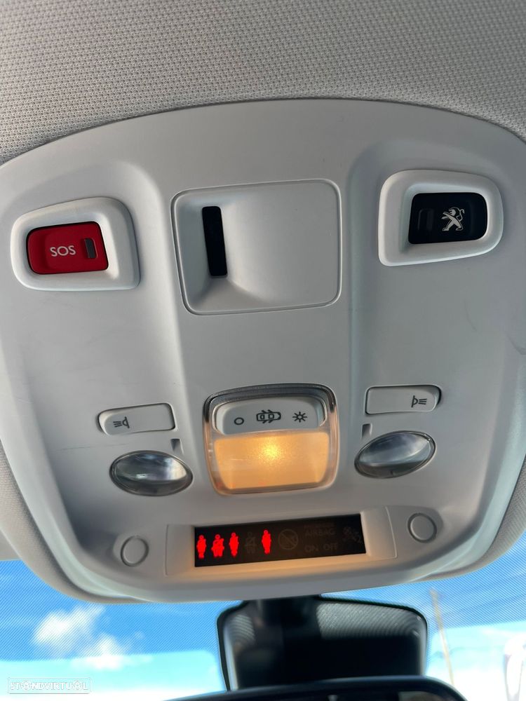 Peugeot 308 1.5 BlueHDi Style - 13