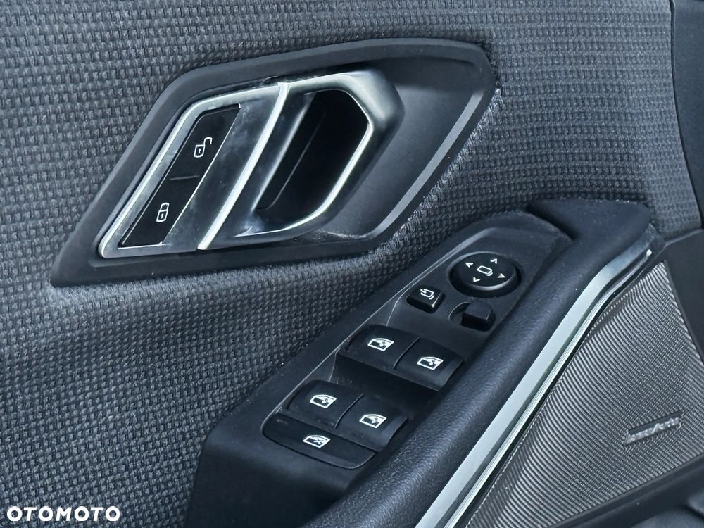BMW Seria 3 320d Sport Line Shadow - 25