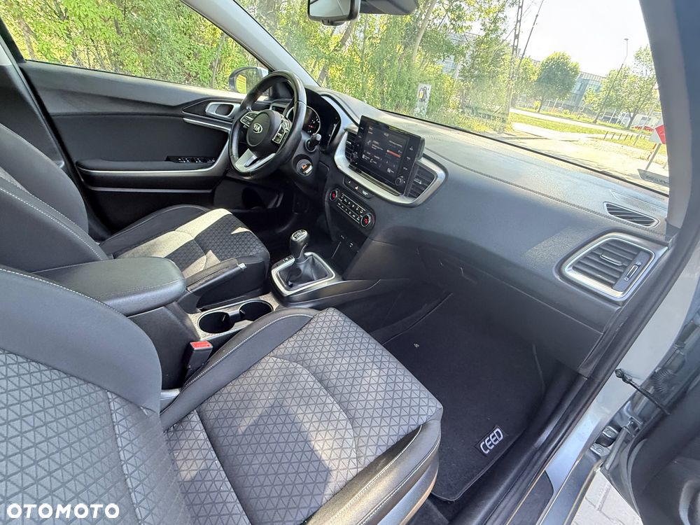 Kia Ceed 1.0 T-GDI M - 30