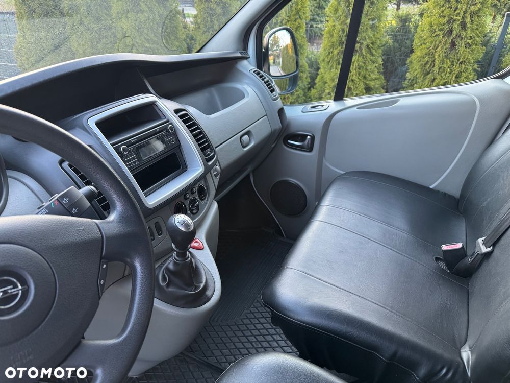 Opel Vivaro - 16
